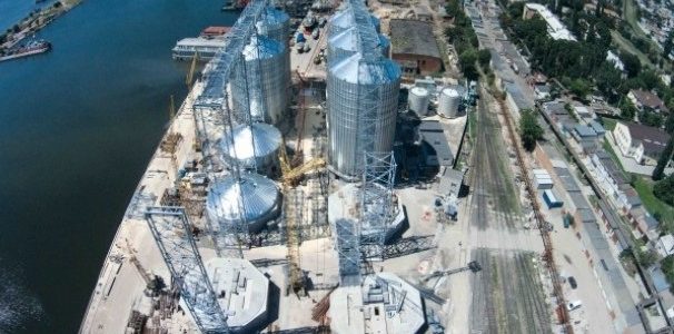 Николаевский порт: союз коррупционеров и зернотрейдеров