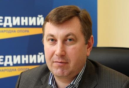 Володимир Бондар обкладає лісгоспи даниною – сума відкату 300 мільйонів