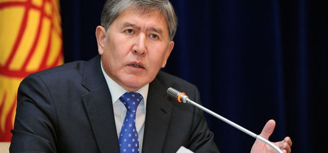 Возмущенный президент Киргизии Атамбаев поставил на место мэра Москвы Собянина за реплику о киргизах-мигрантах