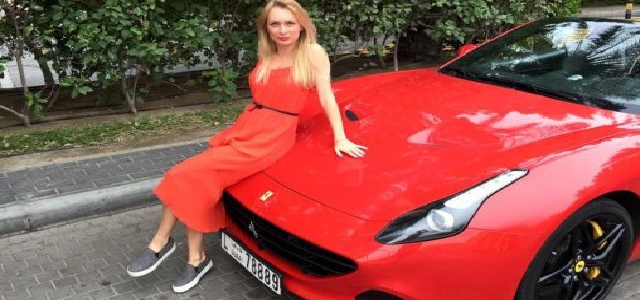 Дочь мэра ездит на Porsche и имеет бизнес в России