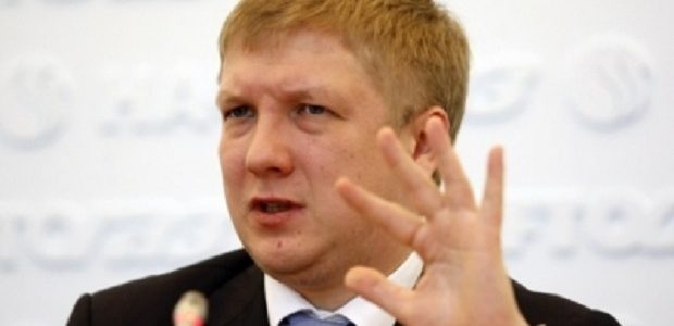 Глава “Нафтогаза” Коболев протаранил джип и убежал с места ДТП в Киеве