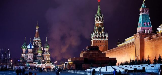 В Кремле раздражены решением ЕС отменить визы для граждан Украины