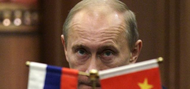 Изношенная Россия клянчит деньги у Китая, ибо больше никто не дает