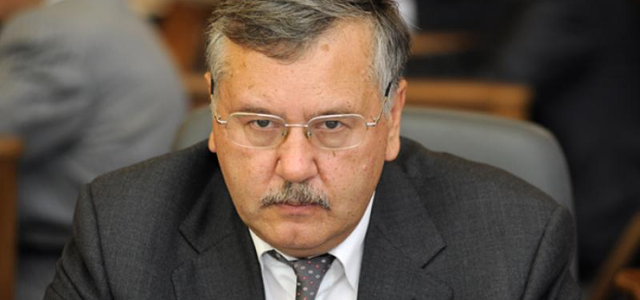 Гриценко рассказал о «бурном» конфликте между Гройсманом и Порошенко