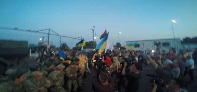 Как украинцы относятся к прорыву Саакашвили через границу