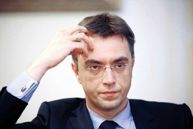 Министр инфраструктуры подал в суд на МАУ