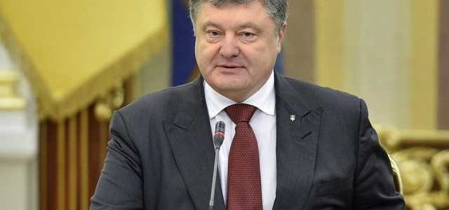 “Transparency International” призвала Порошенко безотлагательно подать проект об антикоррупционном суде