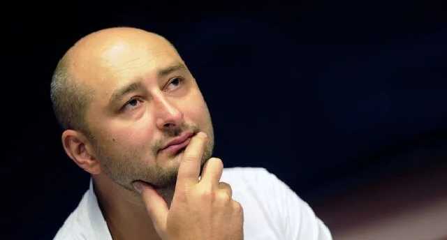 В Киеве убили Аркадия Бабченко: факты из жизни журналиста