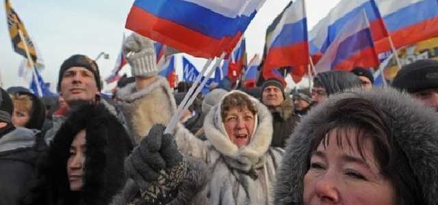 Путин начал массовое переселение россиян в Крым – Климкин