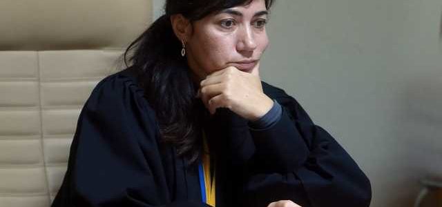 Судью отказавшуюся сажать Саакашвили отстранили от должности