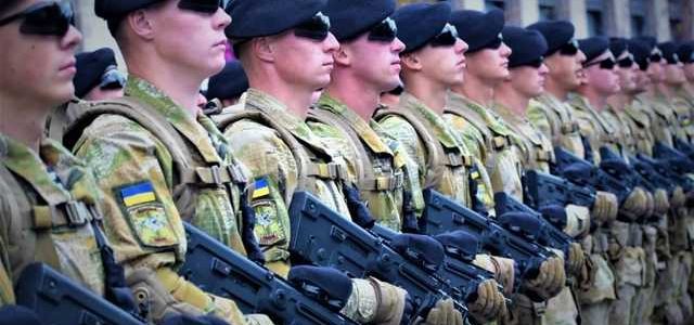Военное положение и мобилизация: кому и когда нужно явиться в военкомат