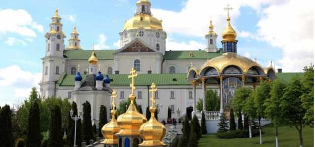 Почаевские монахи похитили более двух десятков бесценных икон