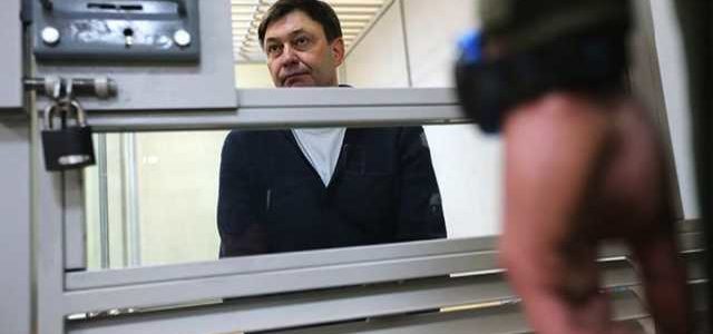 Суд еще на месяц продлил арест директору “РИА Новости” Вышинскому