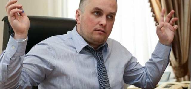 Зарплата Холодницкого за декабрь выросла до 354 тыс. грн