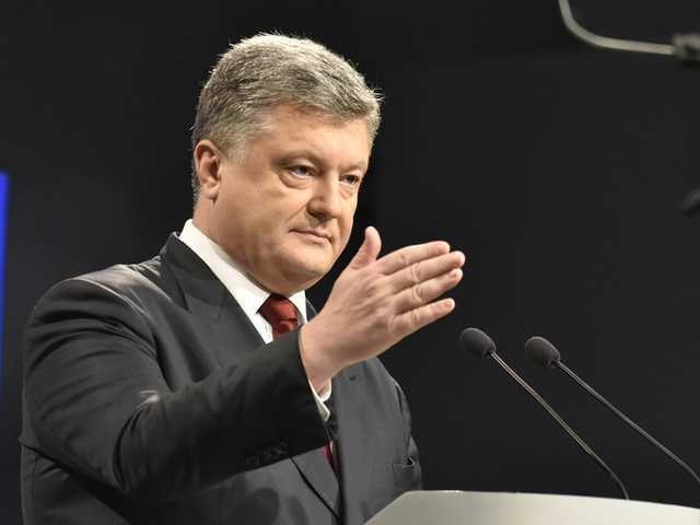 В США открыты уголовные дела против окружения Порошенко