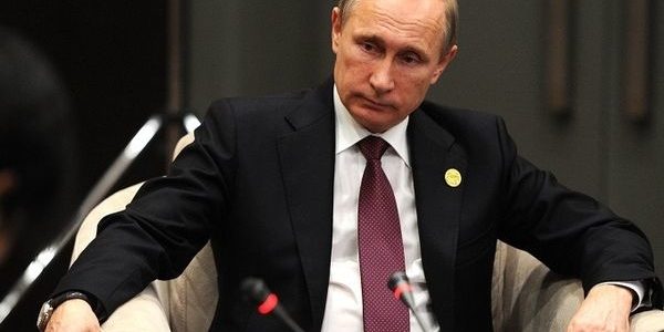 У Путина новые рекорды антирейтинга: подробности