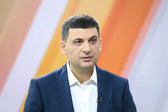 Гройсман заявил, что частные интересы Порошенко помешали ему реализоваться