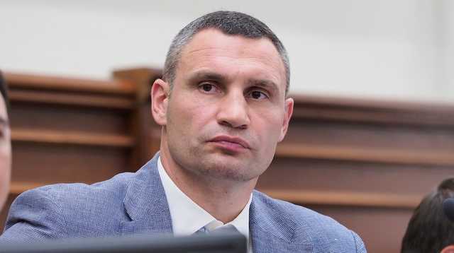 Кличко попросил Зеленского вернуть 10 миллиардов гривен