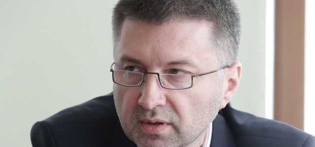 Уволенный за коррупцию экс-член правления Укрзализныци Александр Бужор через суд рвется к власти