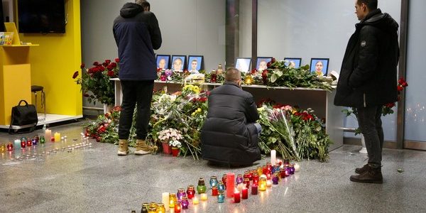 Зеленский объявил 9 января днем траура из-за крушения самолета МАУ