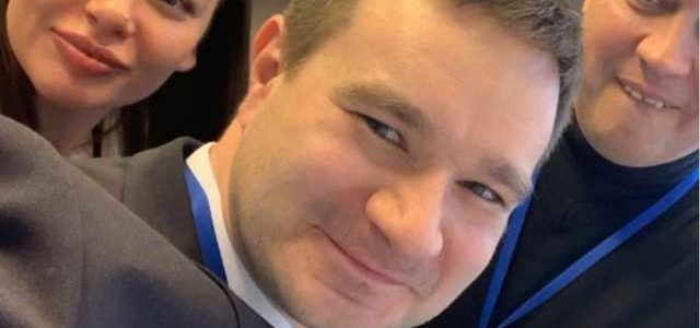 СМИ: Уволенный со скандалом экс-госсекретарь Минздрава Янчук выходит из декрета и собирается на работу в Раду