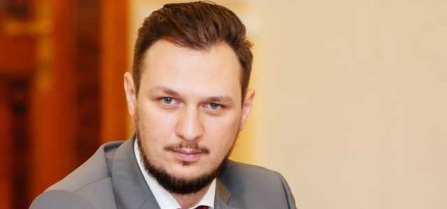 До 6 лет тюрмы: СМИ рассказали, как незаконно обогатился экс-глава «Автодорог» Артем Гриненко