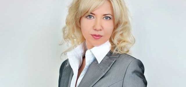 Юлия Правик — пиарщица времен Януковича организовала грандиозную аферу и скопировала сайт Iforum