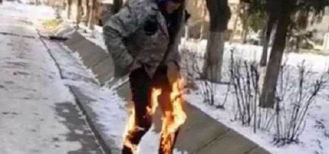 Обманутый сирота пытался сжечь себя под зданием облуправления Госгеокадастра в Херсоне