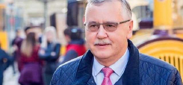Экс-министр назвал имена украинских политиков, виновных в сдаче Крыма и захвате Донбасса