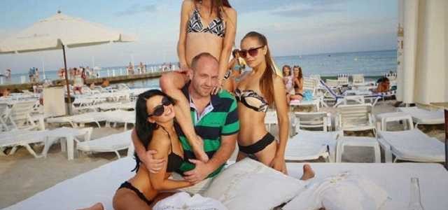 Съемки голых моделей в Дубае организовал Гречин, который “раскручивает” в Украине аналог Playboy, – СМИ