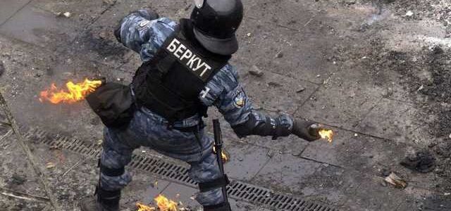 Бывшему командиру роты “Беркут” сообщено о подозрении в организации теракта и убийств на Майдане