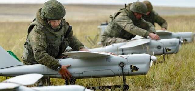Росія, оминаючи санкції, закуповує мікроелектроніку для виробництва зброї, — ЗМІ