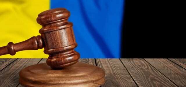 В Киеве чиновник «Укртрансбезопасности» избежал наказания за взятку в 400 долларов