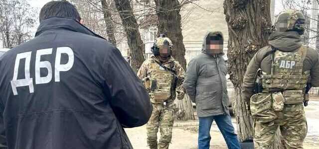 В Україні офіцер бригади тероборони вимагав 1,2 млн гривень у підлеглих