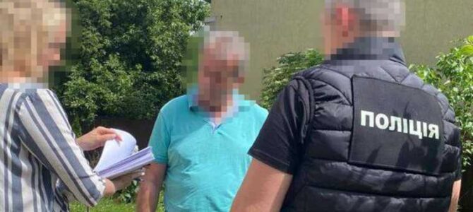 Заступника Рахівського міського голови підозрюють у корупції