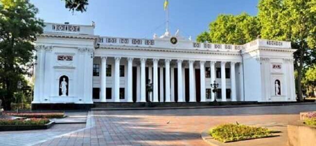 В Одесі міськрада розірвала угоди на 695 млн гривень з оточенням мера через втручання прокуратури