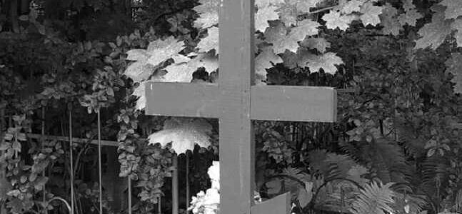 У Дніпрі затримали директора кладовища за продаж місць для поховань