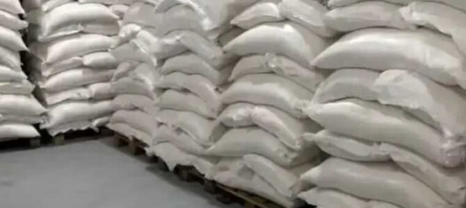 Закупили не ту сіль, переплативши 5,5 млн гривень, – повідомлено про підозру начальнику дільниці КП ШЕУ Подільського району