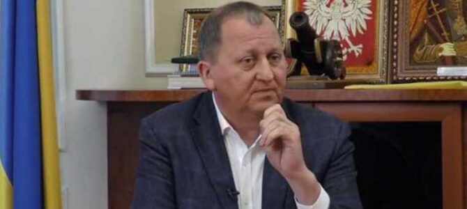 “Вимагали більше 2 мільйонів гривень”: До суду передано справу про «сміттєвий» хабар колишнього мера Сум