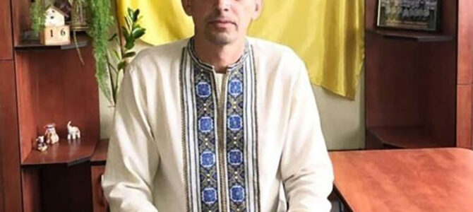 Голову громади на Рівненщині спіймали на хабарі за вирубку 800 новорічних сосен Голову громади на Рівненщині спіймали на хабарі за вирубку 800 новорічних сосен