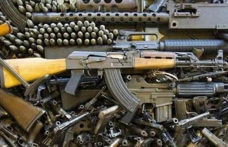Колишнього чиновника Міноборони Лієва та колишнє керівництво оборонного підприємства підозрюють у постачанні непридатної зброї на 90 млн гривень
