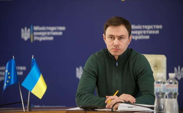 Заступник міністра енергетики Колісник задекларував безоплатне користування Audi та елітною квартирою в центрі Києва Заступник міністра енергетики Колісник задекларував безоплатне користування Audi та елітною квартирою в центрі Києва