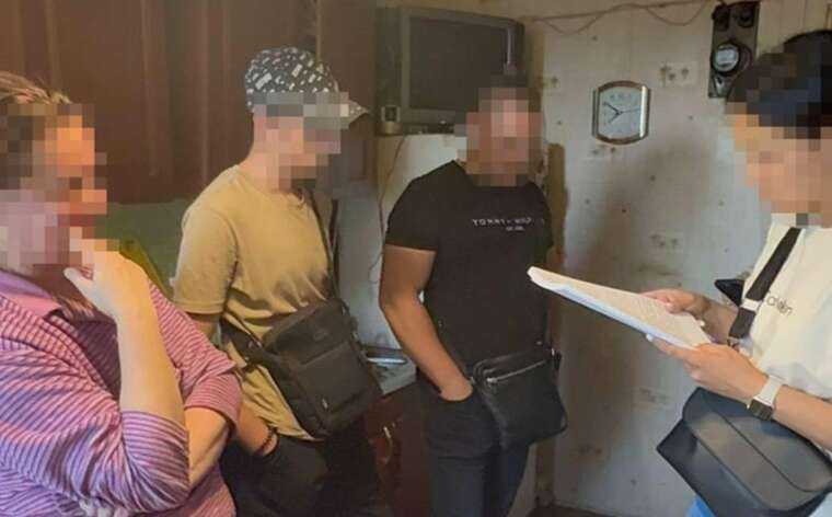 У місті Самар посадовиця та інженер попалися на розкраданні 7 мільйонів на укриттях