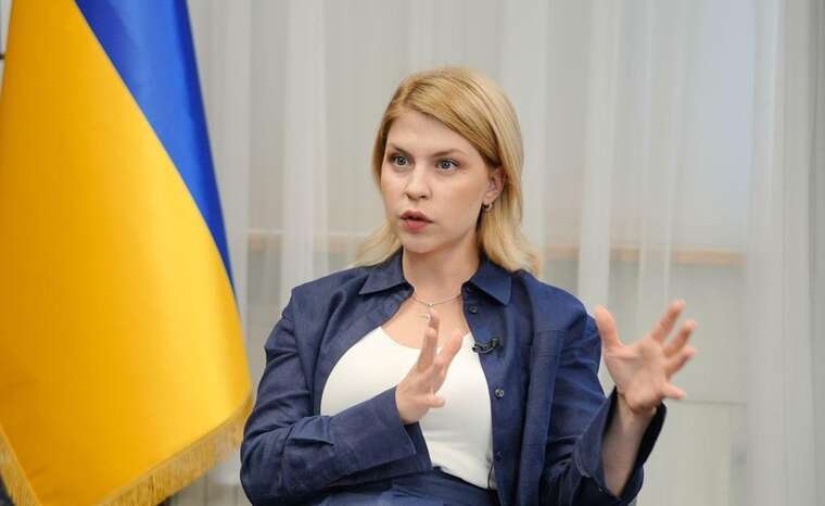 Обвинувачена у корупції ексміністерка Стефанішина подала декларацію кандидата в посли США: квартири, готівка і майно матері