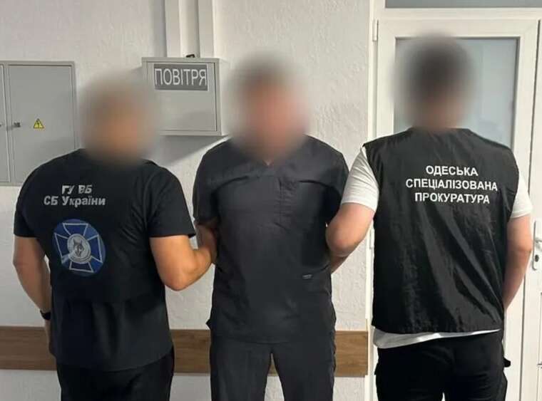 Фіктивні операції за $4000 і підроблені повістки по 15 000 грн: в Одесі викрили схеми за участі медиків і працівника ТЦК