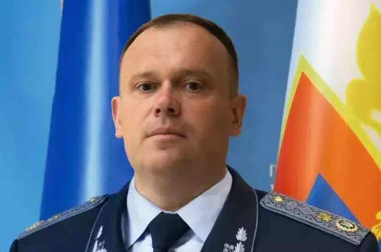 Ректор Бондар “без конкуренції” віддає 35 мільйонів фірмі зі схемами: облаштовують електромережі семеро людей Ректор Бондар “без конкуренції” віддає 35 мільйонів фірмі зі схемами: облаштовують електромережі семеро людей