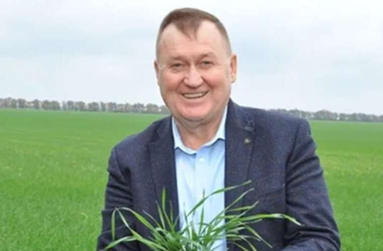 Маєток і круті авто: Як директор ДП НААН Сергій Чмирь керує держземлями і розбудовує бізнес сина