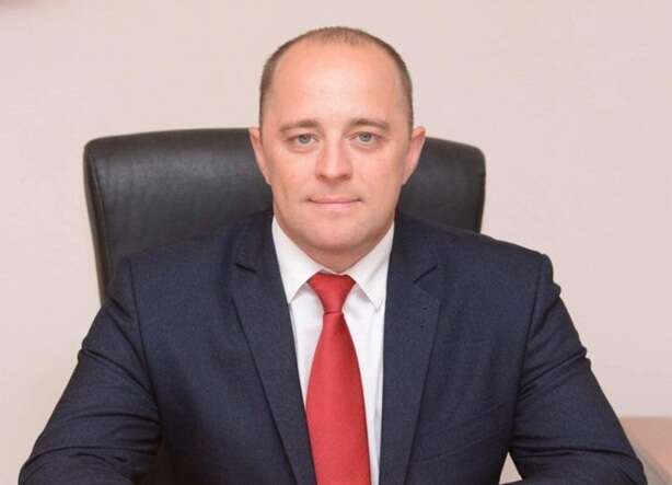 Меру Вишгорода Олексію Момоту оголошено підозру у розкраданні понад 6 мільйонів гривень на ремонтах та закупівлі техніки