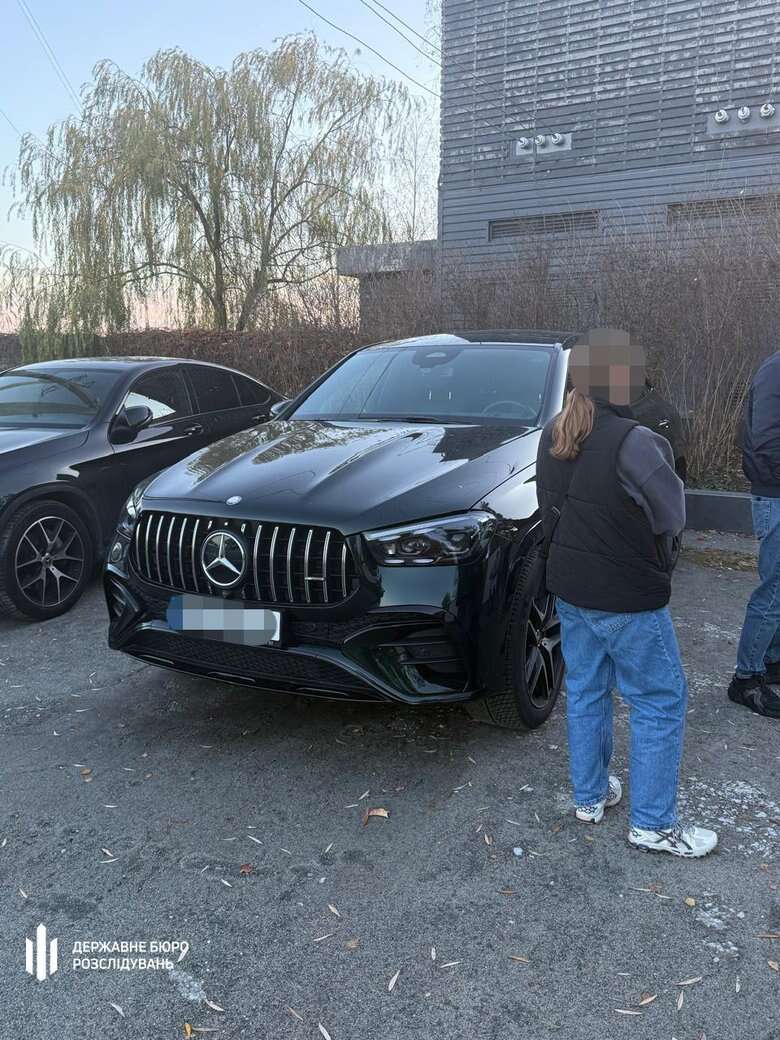 Незаконне збагачення на Дніпропетровщині: Чиновниці Лілії Чигриковій обрано заставу в 30 мільйонів, вилучено незадекларовану валюту Незаконне збагачення на Дніпропетровщині: Чиновниці Лілії Чигриковій обрано заставу в 30 мільйонів, вилучено незадекларовану валюту