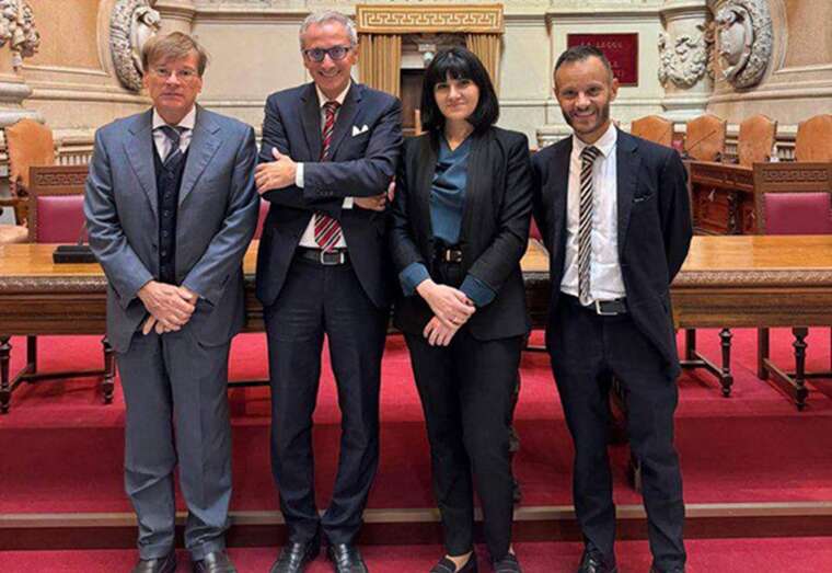 Скандал і дипломатія: Суддя Матвєєва, яка фігурує у справі Князєва, вільно поїхала до Італії “представляти правосуддя” Скандал і дипломатія: Суддя Матвєєва, яка фігурує у справі Князєва, вільно поїхала до Італії “представляти правосуддя”